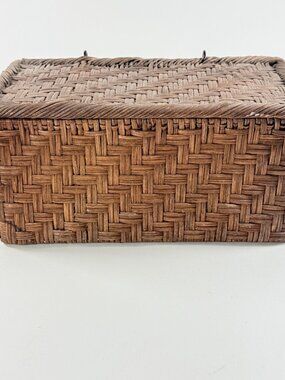 Woven Wicker Storage Basket With Lid Rustic Brown Rectangular Organizer Box
